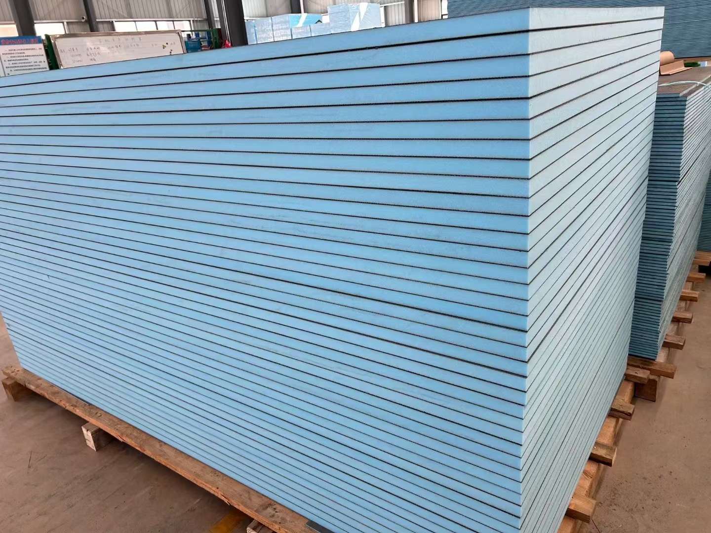 浅谈防水背衬板的优缺点