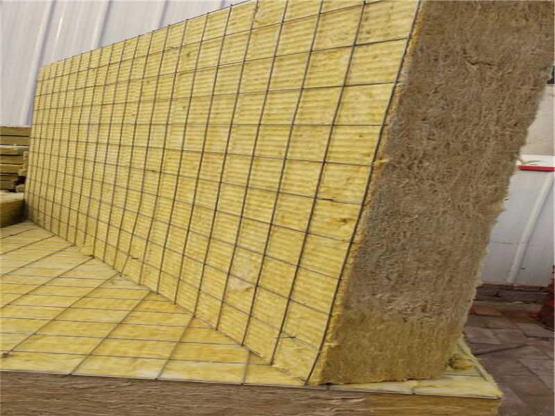 钢网岩棉复合板